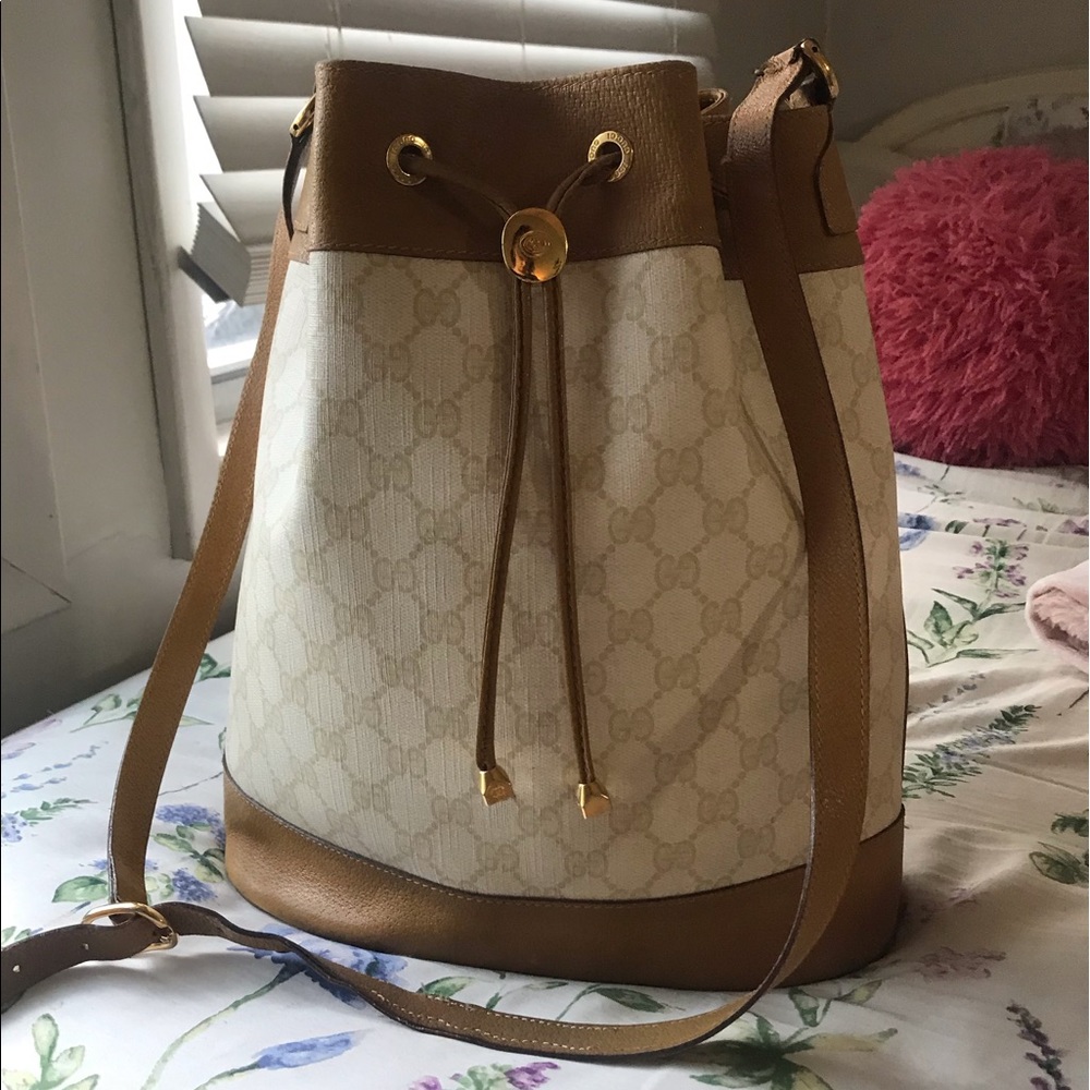 AUTHENTIC | RARE | VINTAGE GUCCI BUCKET BAG ❤️